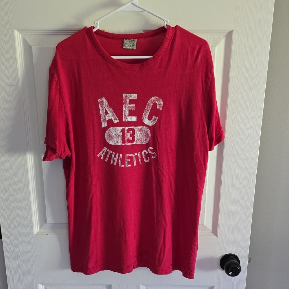 Vintage American Eagle Outfitters Red Athletics Tee Mens Size Large